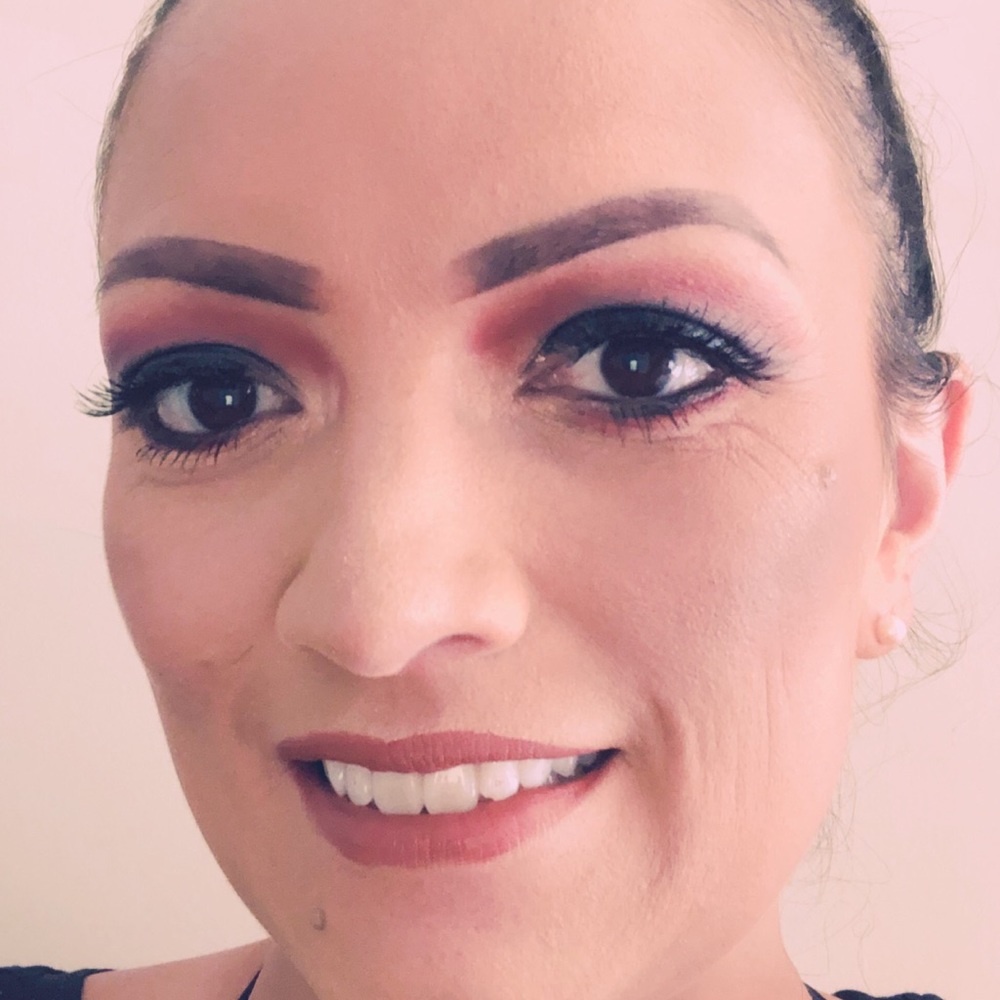 Meet your Posher, Vivi